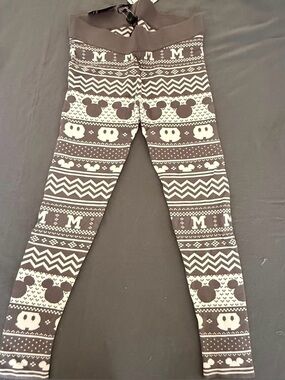New Torrid Disney Mickey Mouse Fair Isle Leggings